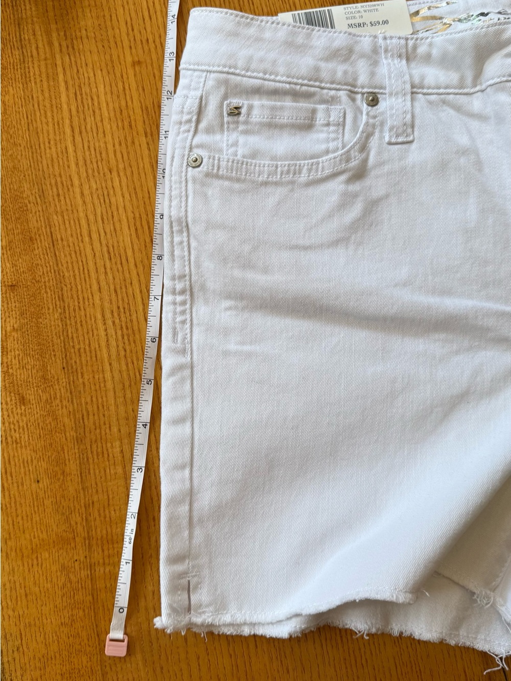 Seven7 White Denim Cutoff Shorts - Picture 3 of 5